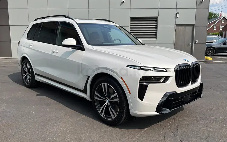 BMW X7 2023 года за 92 000 000 тг. в Астана