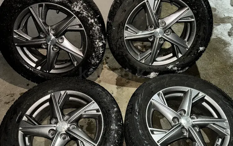 5*114, 3 Hyundai sonata 215/60 R16 за 250 000 тг. в Алматы