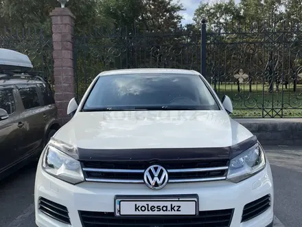 Volkswagen Touareg 2010 года за 10 500 000 тг. в Алматы – фото 3