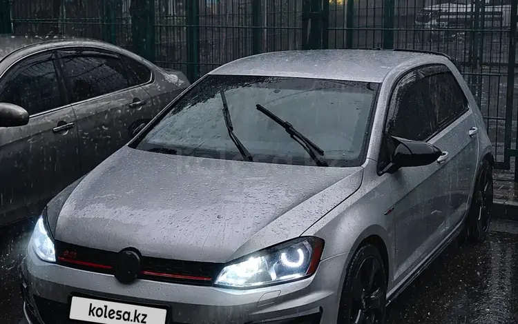 Volkswagen Golf 2015 года за 8 500 000 тг. в Алматы