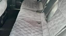 Lexus LX 570 2011 годаүшін23 000 000 тг. в Актау – фото 2