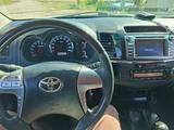 Toyota Fortuner 2015 года за 14 500 000 тг. в Актобе – фото 3