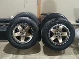 Диски с резиной за 350 000 тг. в Петропавловск