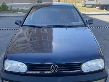 Volkswagen Golf 1995 года за 1 300 000 тг. в Шымкент