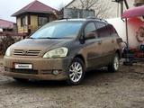 Toyota Ipsum 2002 года за 3 800 000 тг. в Атырау