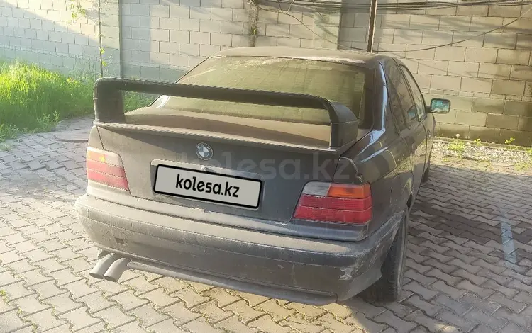BMW 330 1991 годаүшін1 300 000 тг. в Алматы
