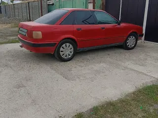Audi 80