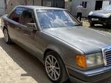 Mercedes-Benz E 220 1992 года за 1 650 000 тг. в Астана