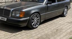 Mercedes-Benz E 220 1992 года за 1 650 000 тг. в Астана – фото 5