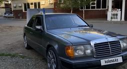 Mercedes-Benz E 220 1992 года за 1 650 000 тг. в Астана – фото 4