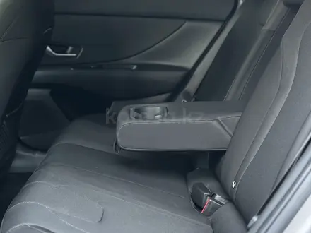 Hyundai Elantra 2022 года за 7 400 000 тг. в Караганда – фото 11