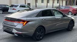 Hyundai Elantra 2022 года за 7 400 000 тг. в Караганда – фото 4