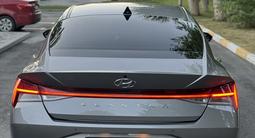 Hyundai Elantra 2022 года за 7 400 000 тг. в Караганда – фото 5
