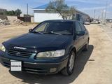 Toyota Camry 1997 годаүшін4 200 000 тг. в Жанаозен – фото 2