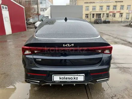 Kia K5 2022 года за 11 800 000 тг. в Уральск – фото 7