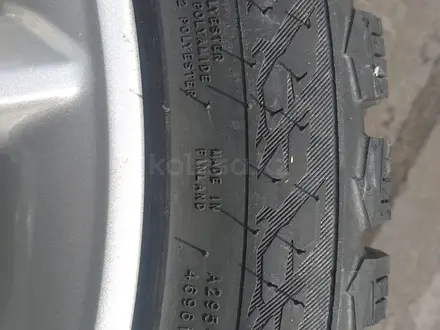 Диски с Резиной BMW 5 Серии (оригинал, новые)үшін1 600 000 тг. в Астана – фото 5
