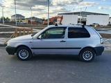 Volkswagen Golf 1993 года за 1 100 000 тг. в Костанай – фото 2
