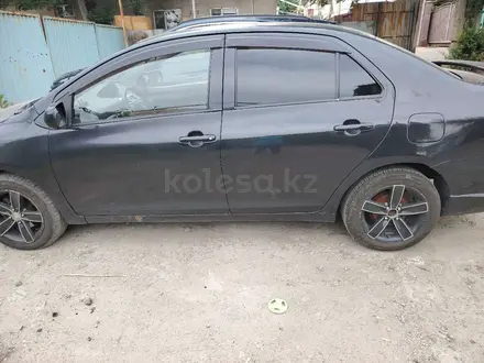 Toyota Yaris 2007 года за 3 050 000 тг. в Алматы