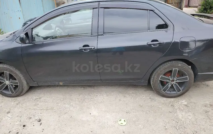 Toyota Yaris 2007 годаүшін3 050 000 тг. в Алматы