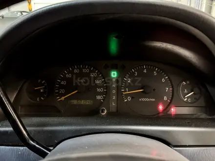 Toyota Ipsum 1997 года за 1 650 000 тг. в Алматы – фото 14