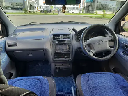 Toyota Ipsum 1997 года за 3 200 000 тг. в Усть-Каменогорск – фото 5