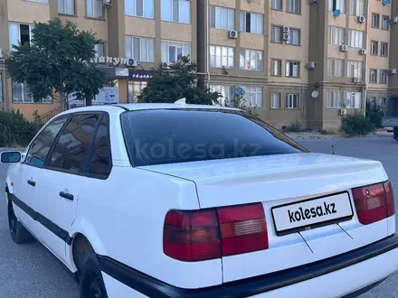 Volkswagen Passat 1995 года за 700 000 тг. в Актау