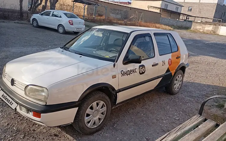 Volkswagen Golf 1995 года за 1 600 000 тг. в Кентау