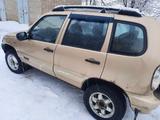 Chevrolet Niva 2004 годаүшін1 250 000 тг. в Актобе – фото 2