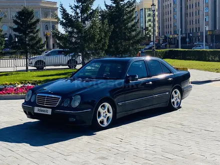 Mercedes-Benz E 320 2001 года за 5 055 471 тг. в Астана – фото 5