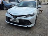 Toyota Camry 2020 года за 10 000 000 тг. в Алматы – фото 4