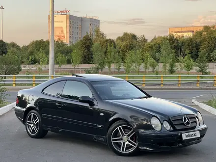Mercedes-Benz CLK 430 2000 года за 4 000 000 тг. в Алматы – фото 20