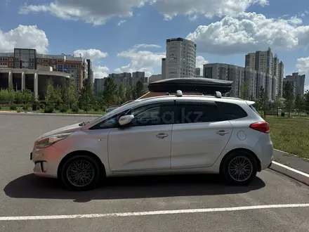 Kia Carens 2014 года за 6 250 000 тг. в Астана – фото 3