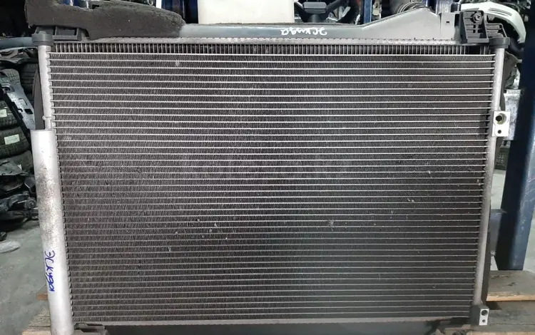Радиатор основной на Suzuki Grand Vitara. за 45 000 тг. в Алматы