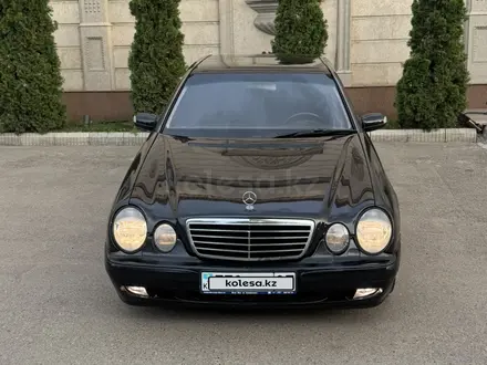 Mercedes-Benz E 320 2000 года за 4 300 000 тг. в Алматы – фото 4