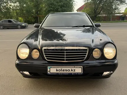 Mercedes-Benz E 320 2000 года за 4 300 000 тг. в Алматы