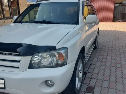 Toyota Highlander 2004 года за 7 500 000 тг. в Алматы – фото 2