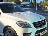 Mercedes-Benz ML 400 2014 года за 20 000 000 тг. в Семей – фото 2