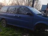 Kia Carnival 2000 годаүшін400 000 тг. в Алматы