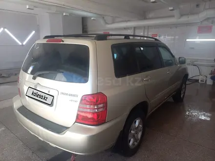 Toyota Highlander 2002 года за 6 500 000 тг. в Тараз – фото 2