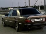 Mercedes-Benz E 230 1988 годаүшін1 500 000 тг. в Актобе – фото 4