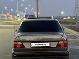 Mercedes-Benz E 230 1988 годаүшін1 500 000 тг. в Актобе – фото 5