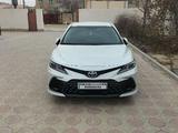 Toyota Camry 2021 годаfor14 000 000 тг. в Актау – фото 2