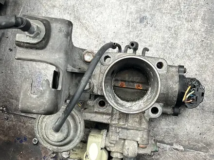 Привозной оригинал дроссельная заслонка TOYOTA за 2 000 тг. в Алматы