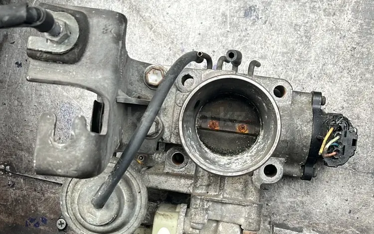 Привозной оригинал дроссельная заслонка TOYOTA за 2 000 тг. в Алматы