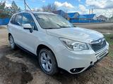 Subaru Forester 2014 года за 7 600 000 тг. в Уральск – фото 2