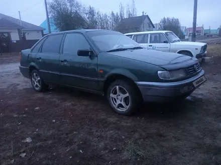 Volkswagen Passat 1993 года за 1 000 000 тг. в Актобе – фото 3