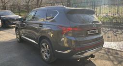 Hyundai Santa Fe 2022 года за 16 500 000 тг. в Алматы – фото 5