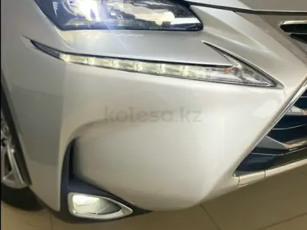 Lexus NX 200t 2015 года за 11 000 000 тг. в Атырау – фото 2