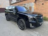 Cadillac Escalade 2018 года за 27 000 000 тг. в Усть-Каменогорск