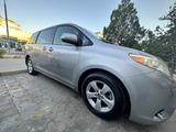 Toyota Sienna 2017 годаfor15 000 000 тг. в Актау – фото 3